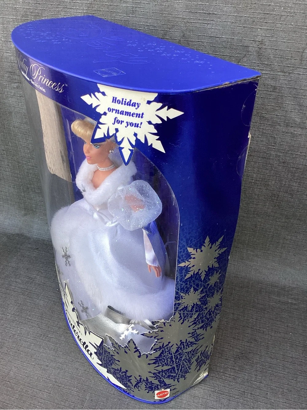 Holiday Princess Walt Disney’s Cinderella Special Edition Barbie Doll 1996 NEW